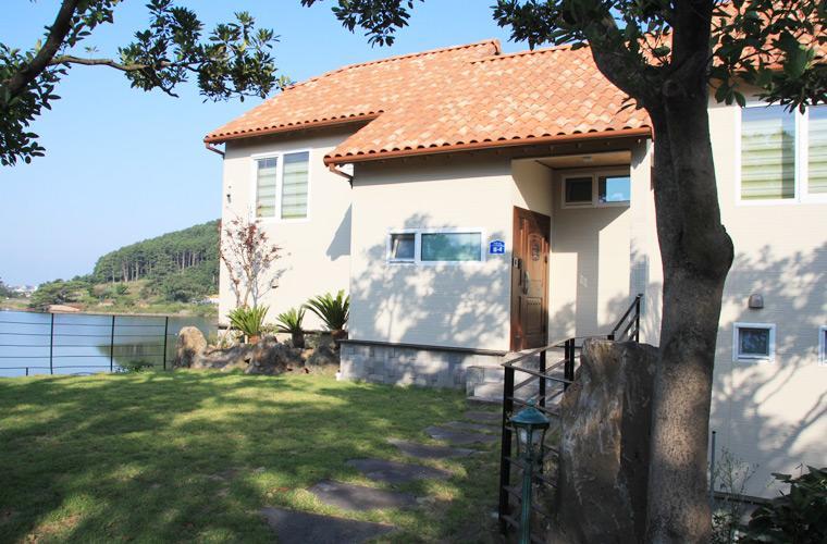 Jeju Lake Pension Exterior foto