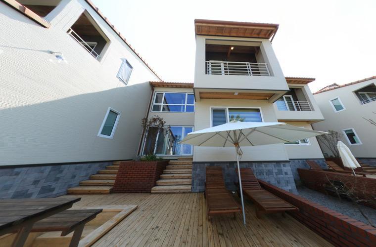 Jeju Lake Pension Exterior foto